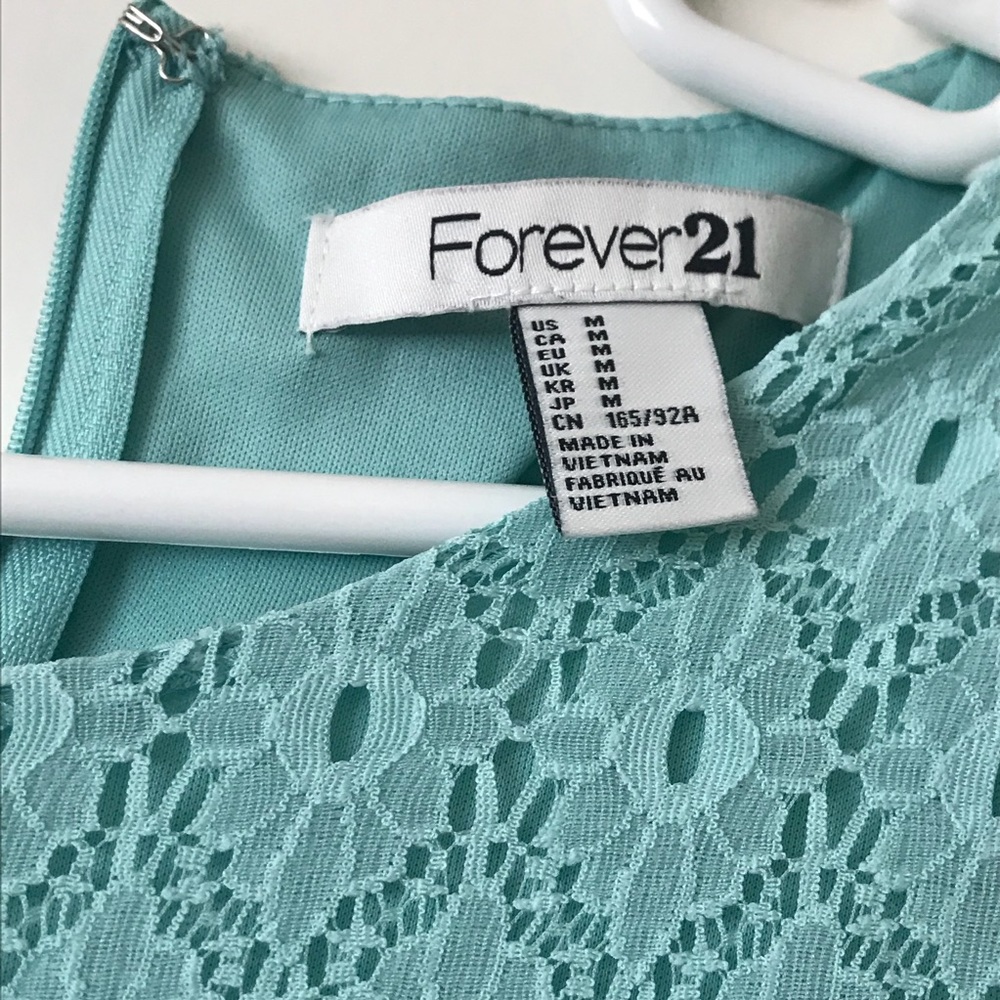 Mint lace dress👗